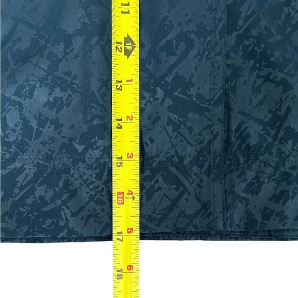 NEW Orvis Ladies Navy Shattered Glass Print Travel Skort, Size Medium - Picture 7 of 8